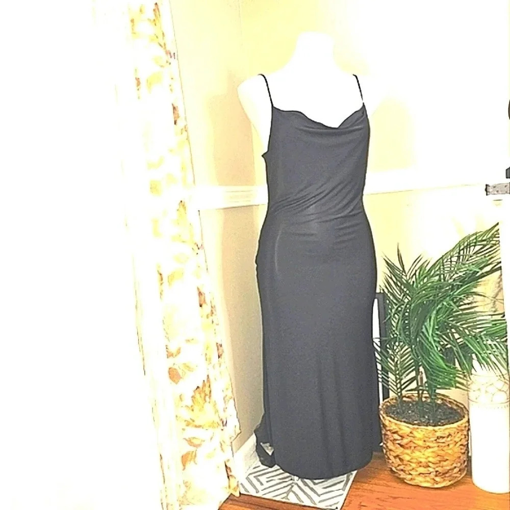 SINCERELY Jules Satin Mid Maxi Dress